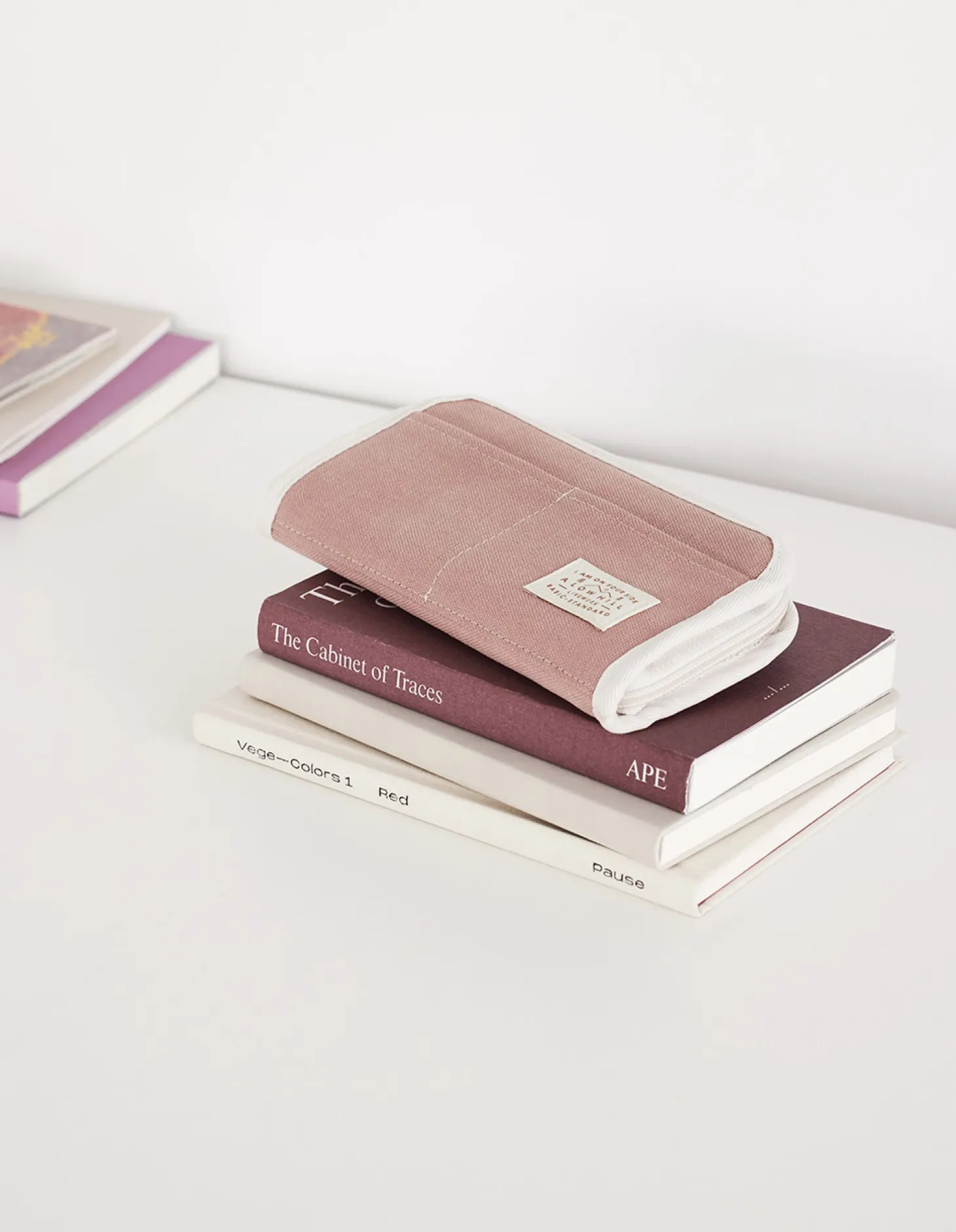 A Low Hill Stitch Pen Pouch