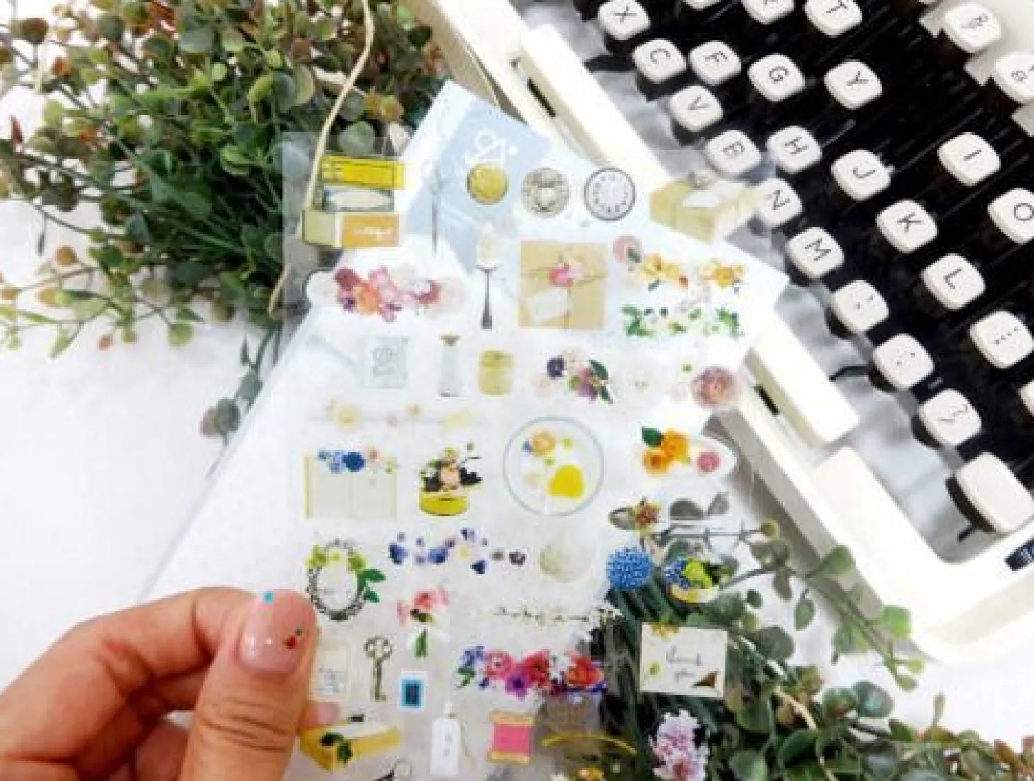 Antique Floral Deco Sticker