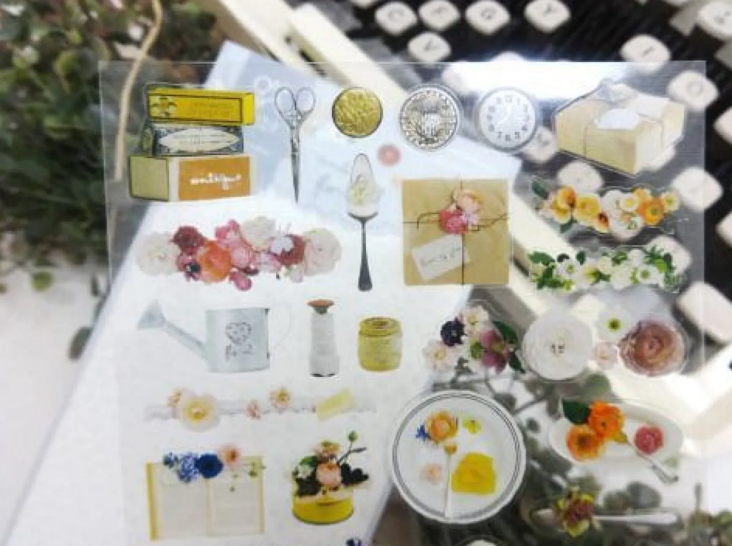 Antique Floral Deco Sticker