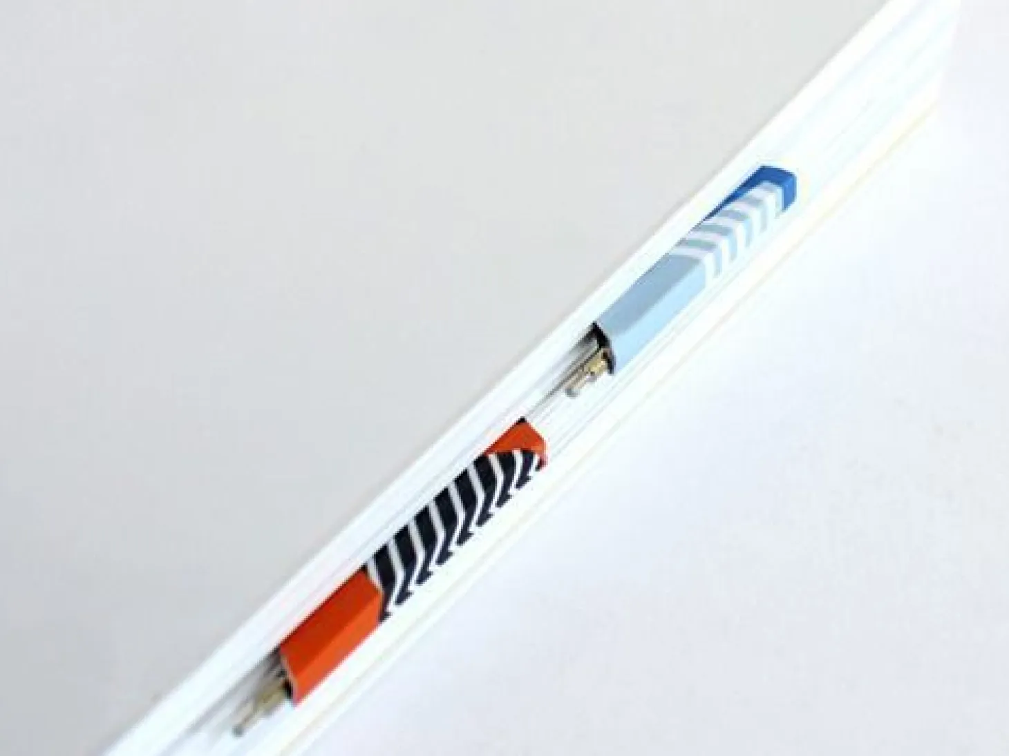 Bird Magnetic Bookmark Pen