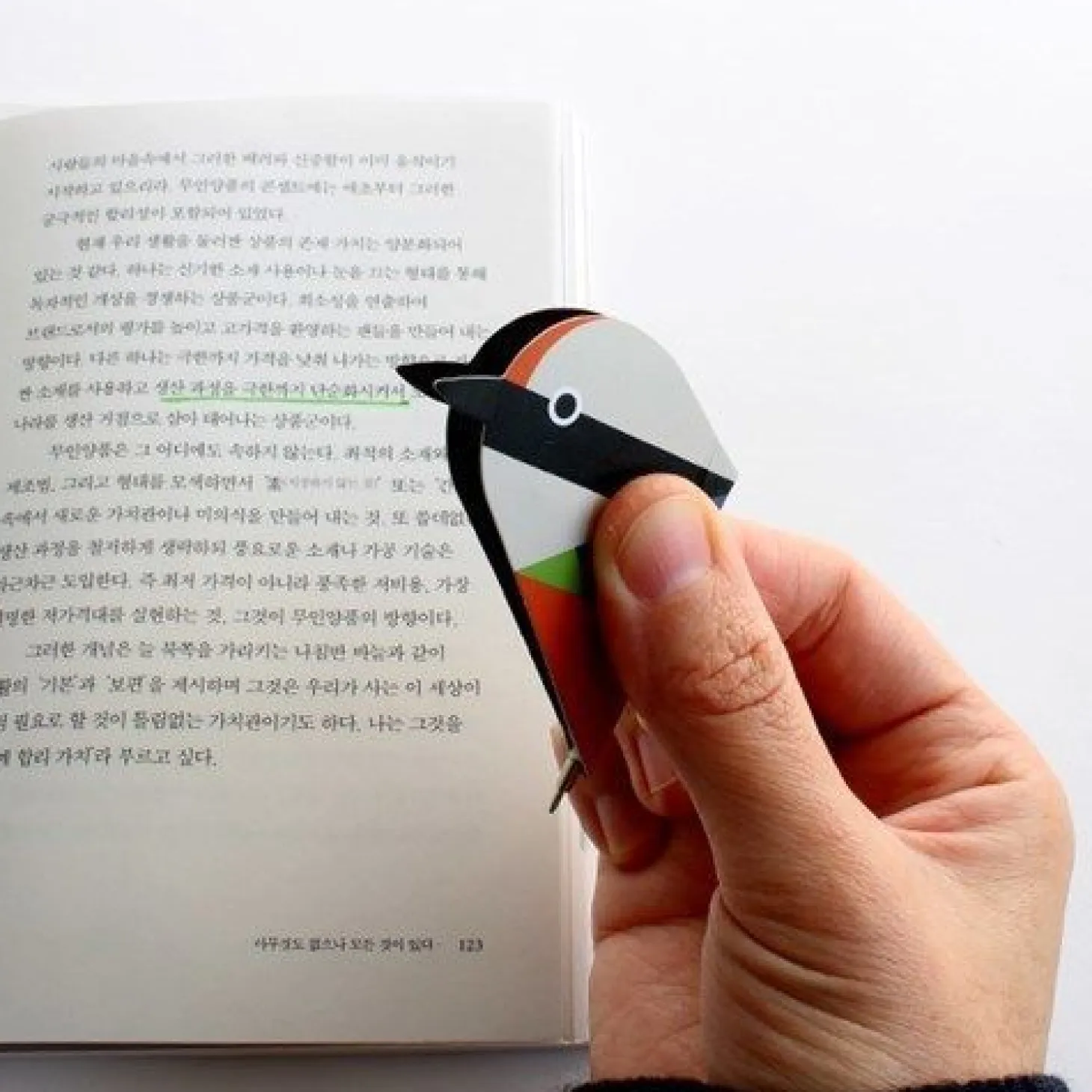 Bird Magnetic Bookmark Pen