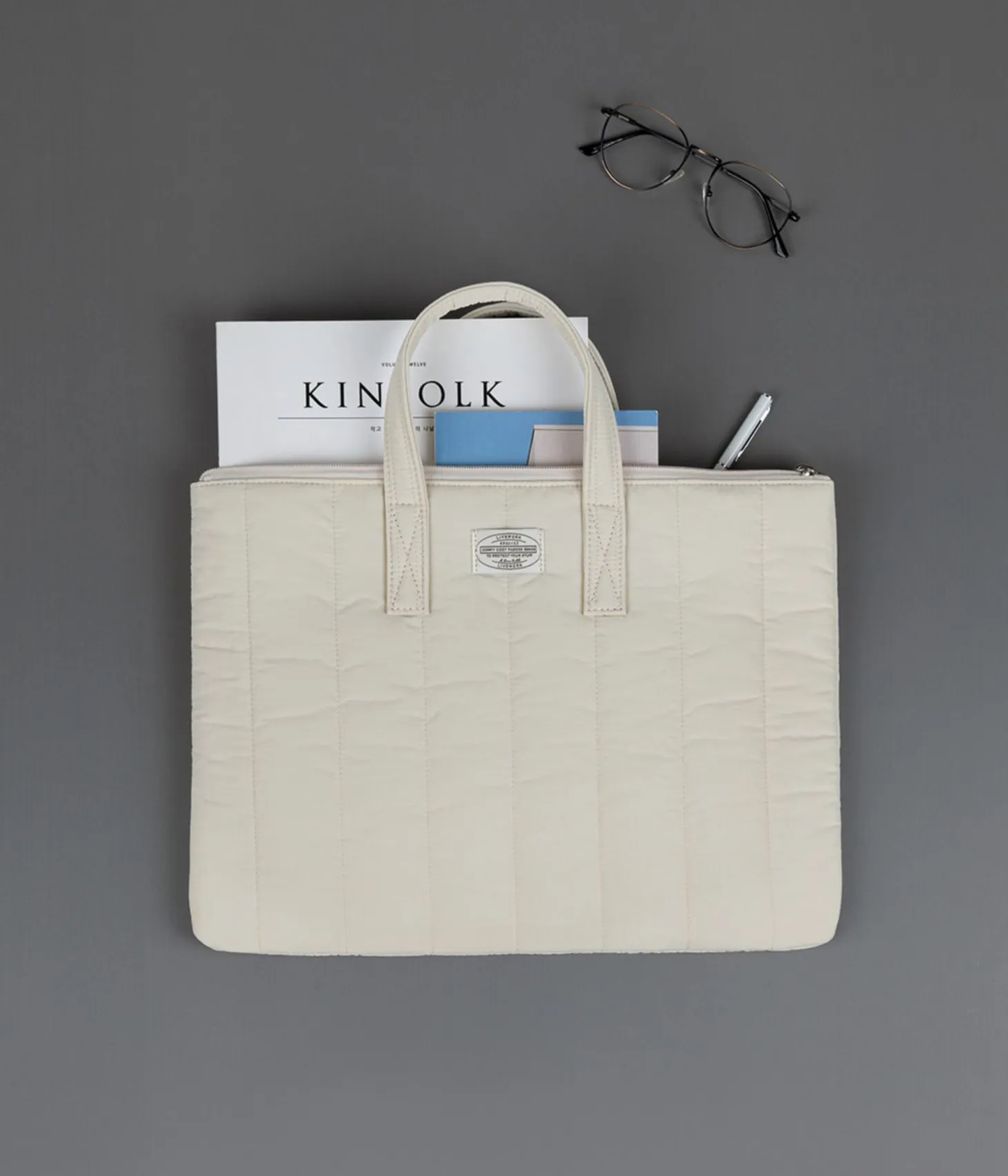 Cozy 13in. Laptop Tote Bag v2