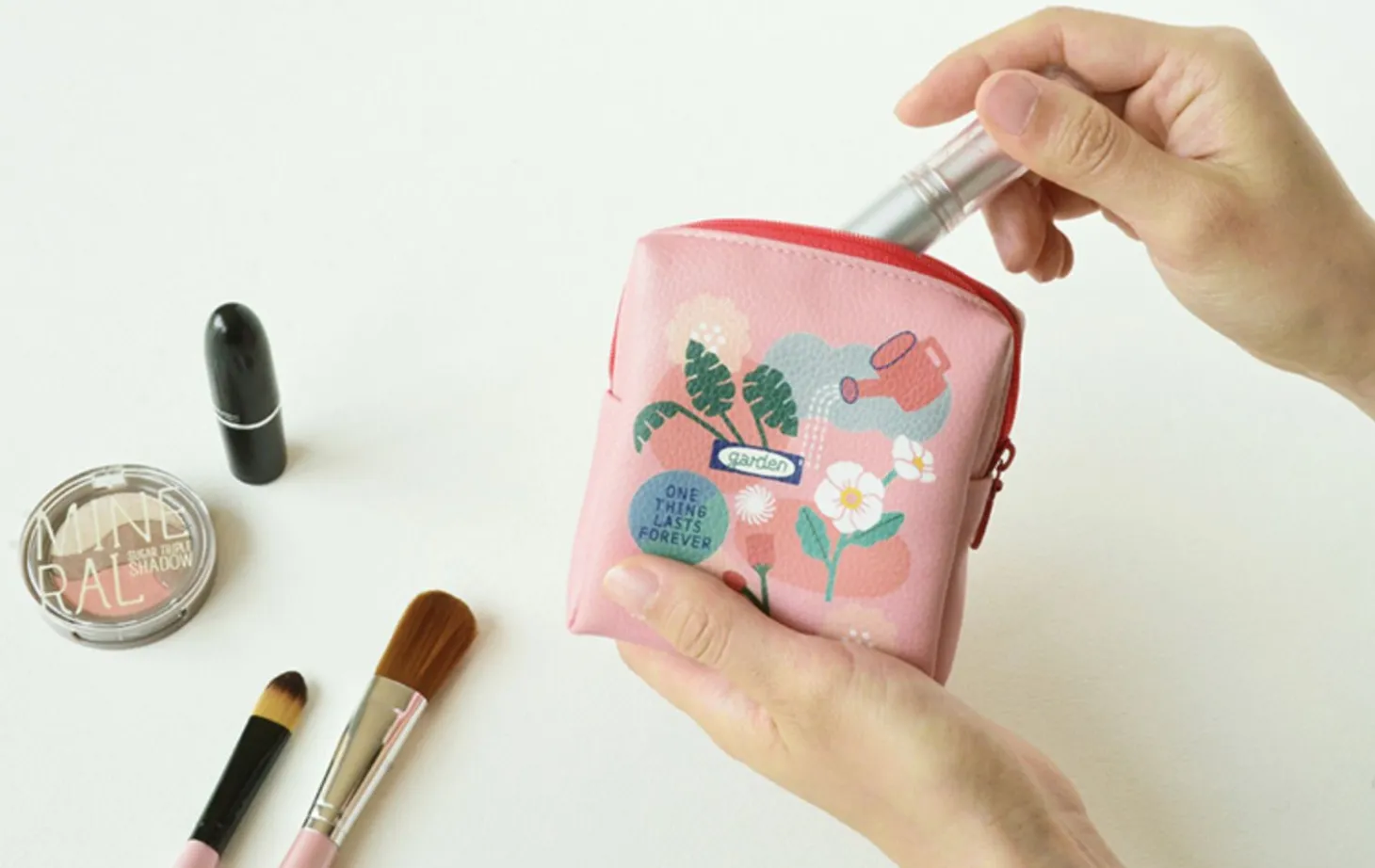 Illustrated Mini Zip Pouch