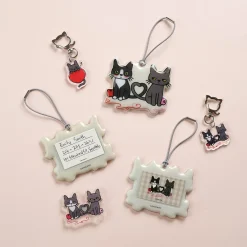 Lana Cat Pose Acrylic Key Ring