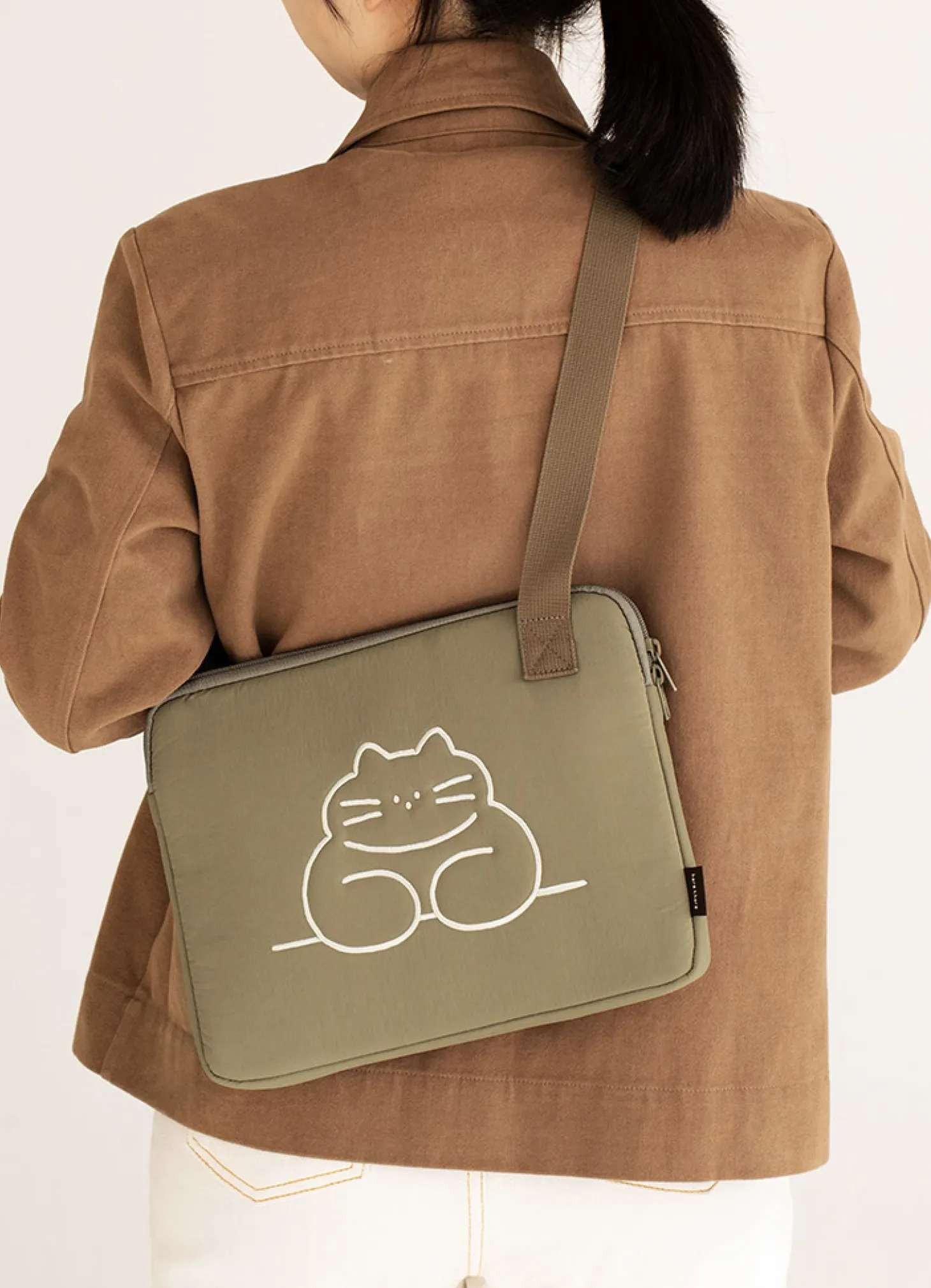 Livework Buckle 11 in. Tablet Bag