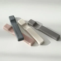 Modern Slim Chopstick Rest