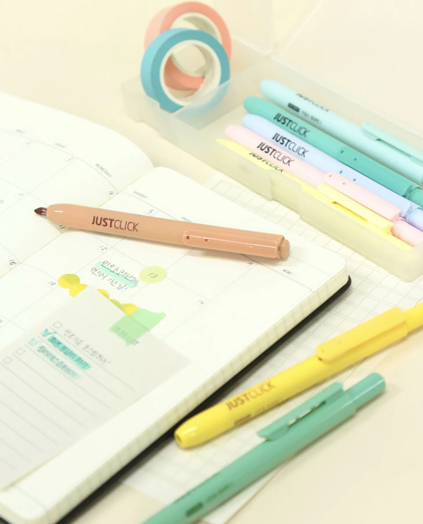 Natural Retractable Highlighter