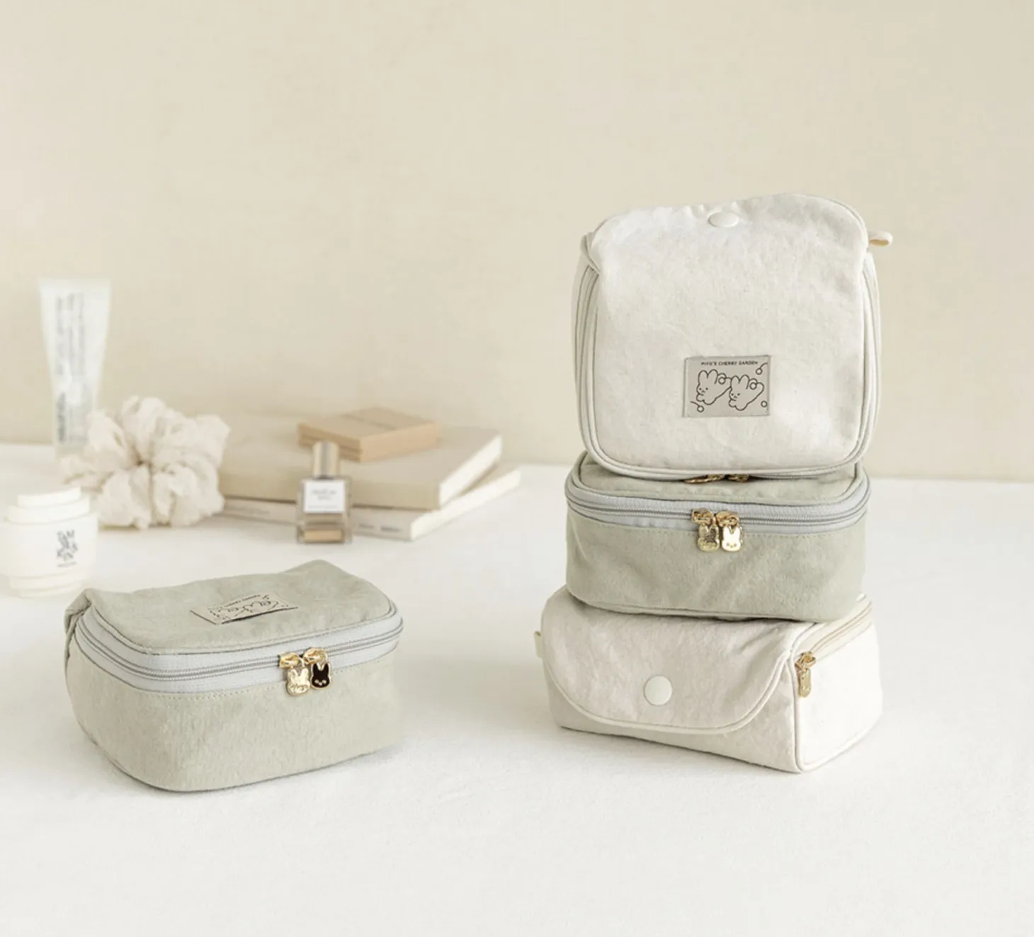 Piyo Snap Cosmetic Pouch