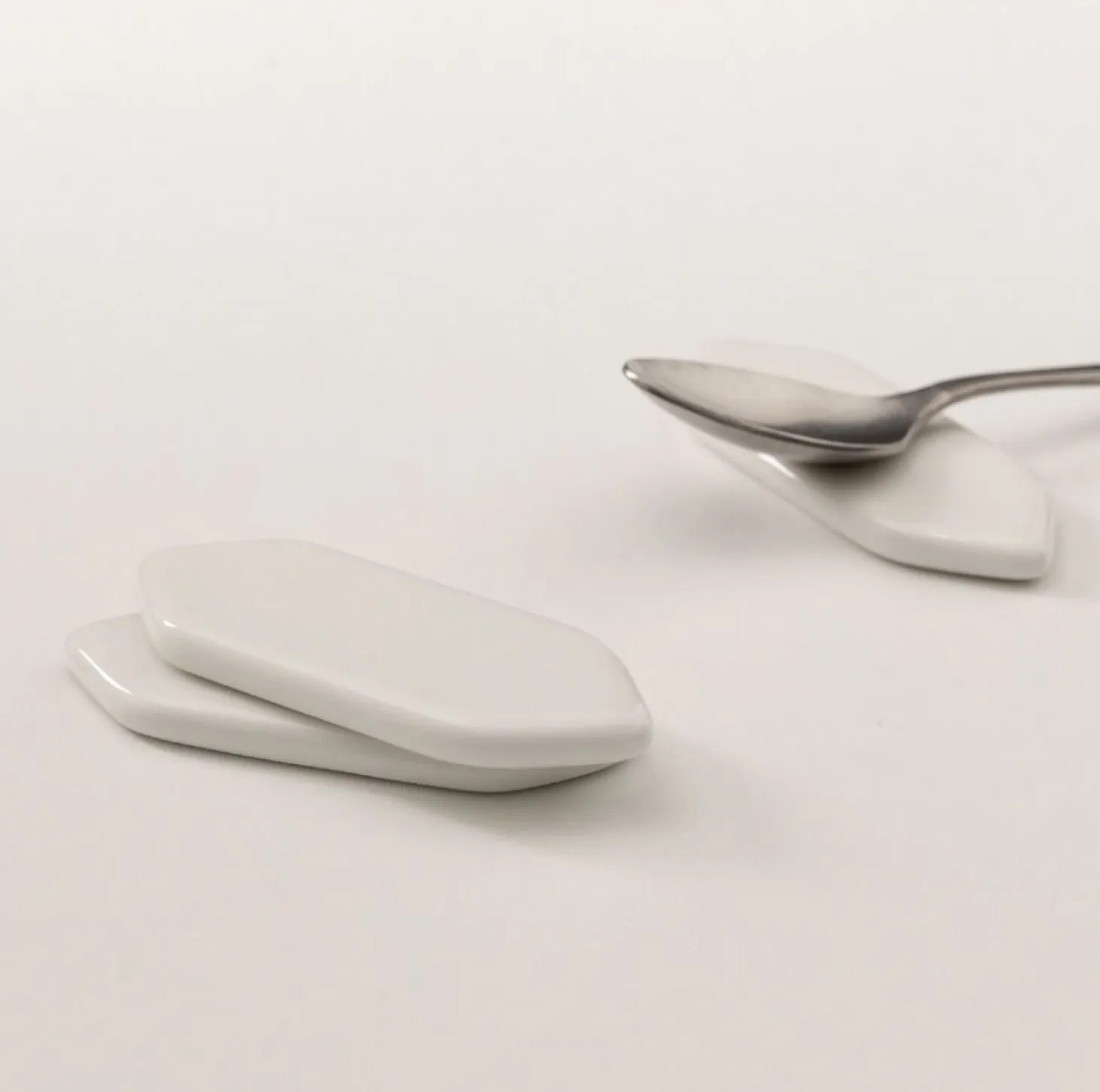 Slim Hexagon Chopstick Rest