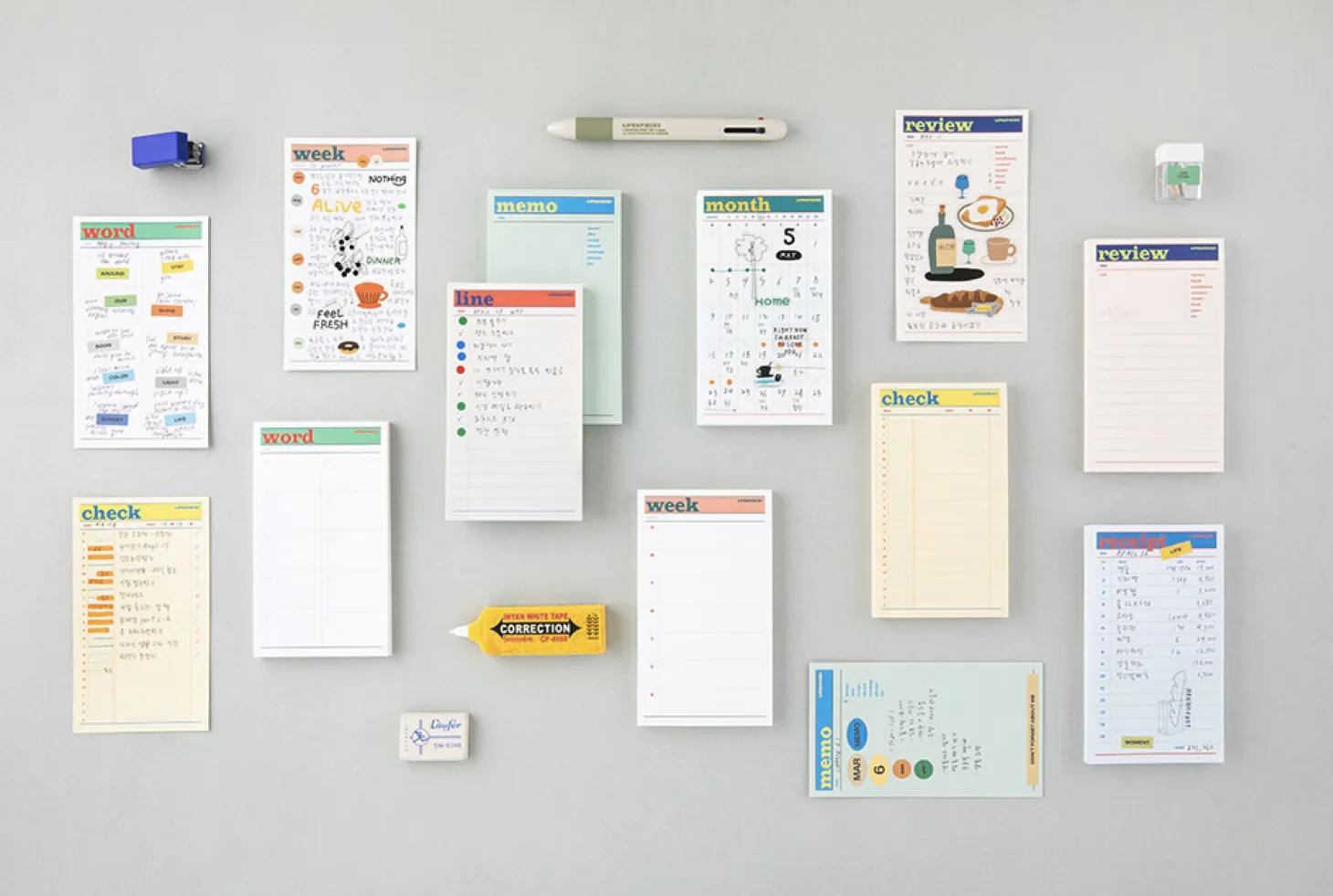 Small Life&Pieces Themed Notepad