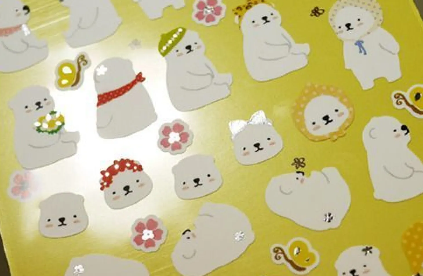 Spring Cozy Bear Deco Sticker