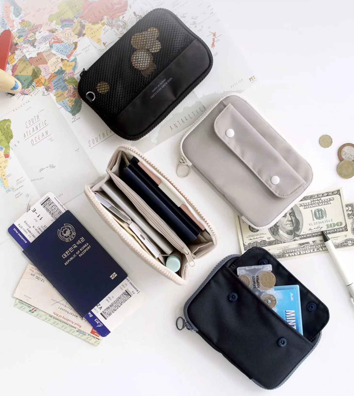 Voyager RFID-Blocking Passport Pouch